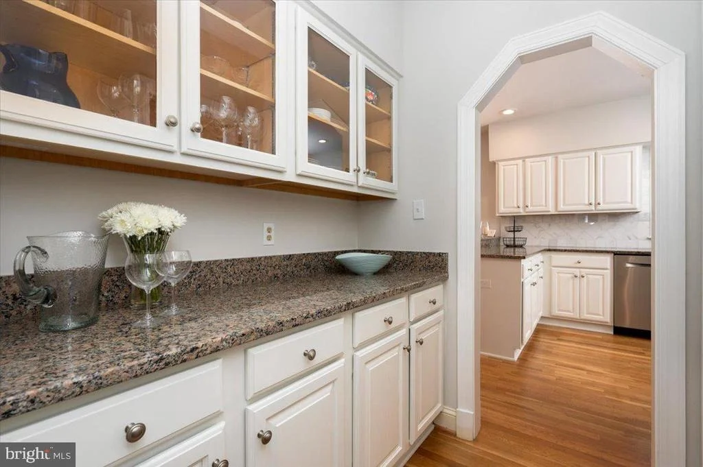 Photo of 534 POST OAK ROAD