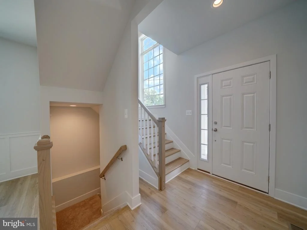 Photo of 9429 FAIRVIEW AVENUE