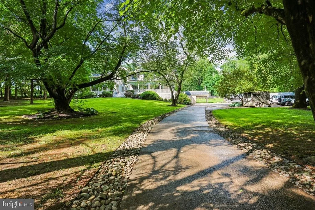 Photo of 8603 BRICKYARD ROAD
