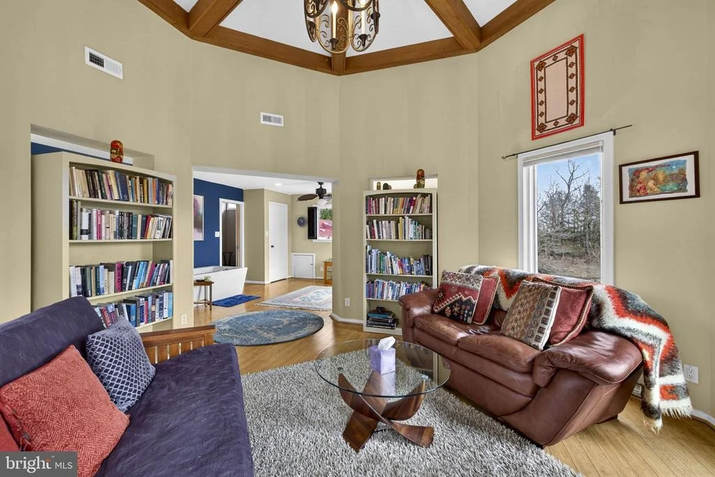 Photo of 3850 COBBLER MOUNTAIN ROAD