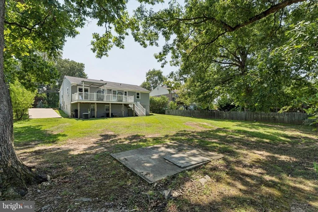 Photo of 8816 SAUNDERS LANE