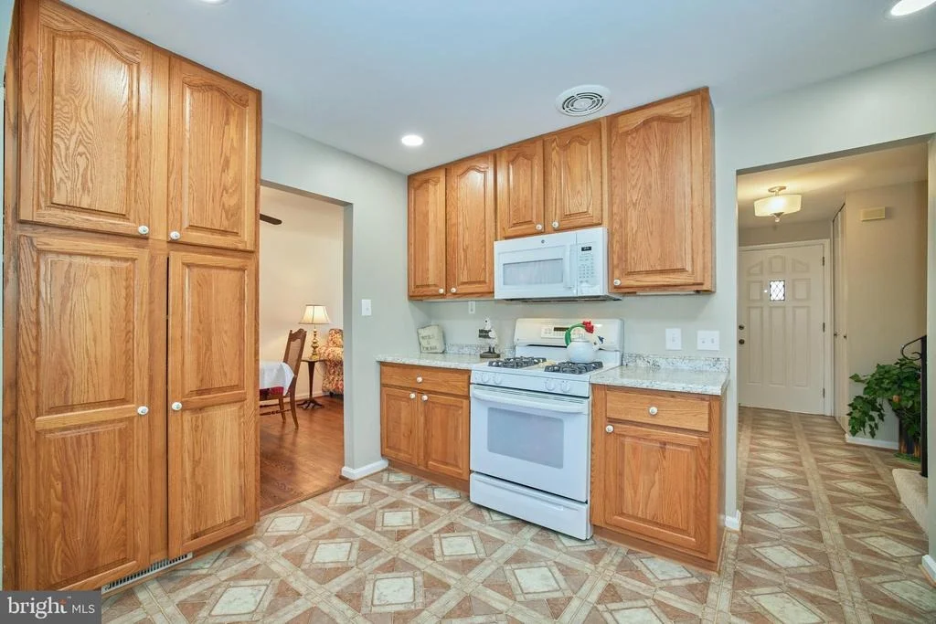 Photo of 7456 MADEIRA PLACE