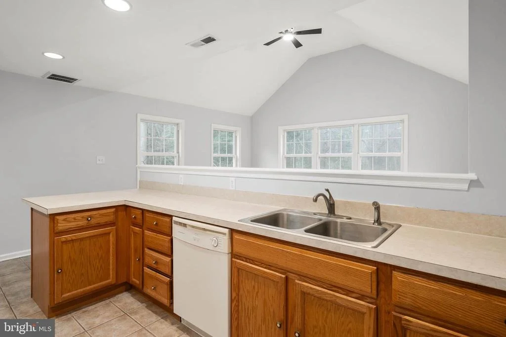 Photo of 18284 SHINGLE POINT ROAD