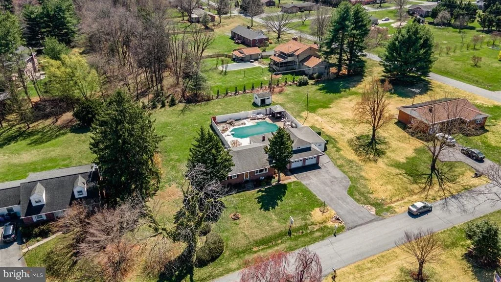 Photo of 7203 PEEKSKILL DRIVE
