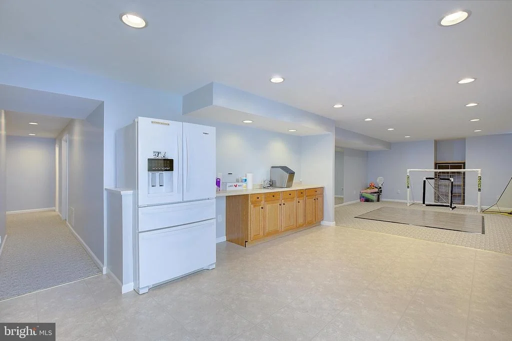 Photo of 2424 VALLEY BROOK LANE