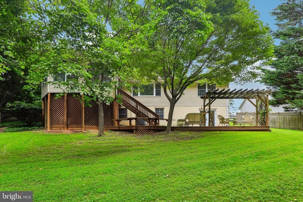 Photo of 24833 SHOWBARN CIRCLE