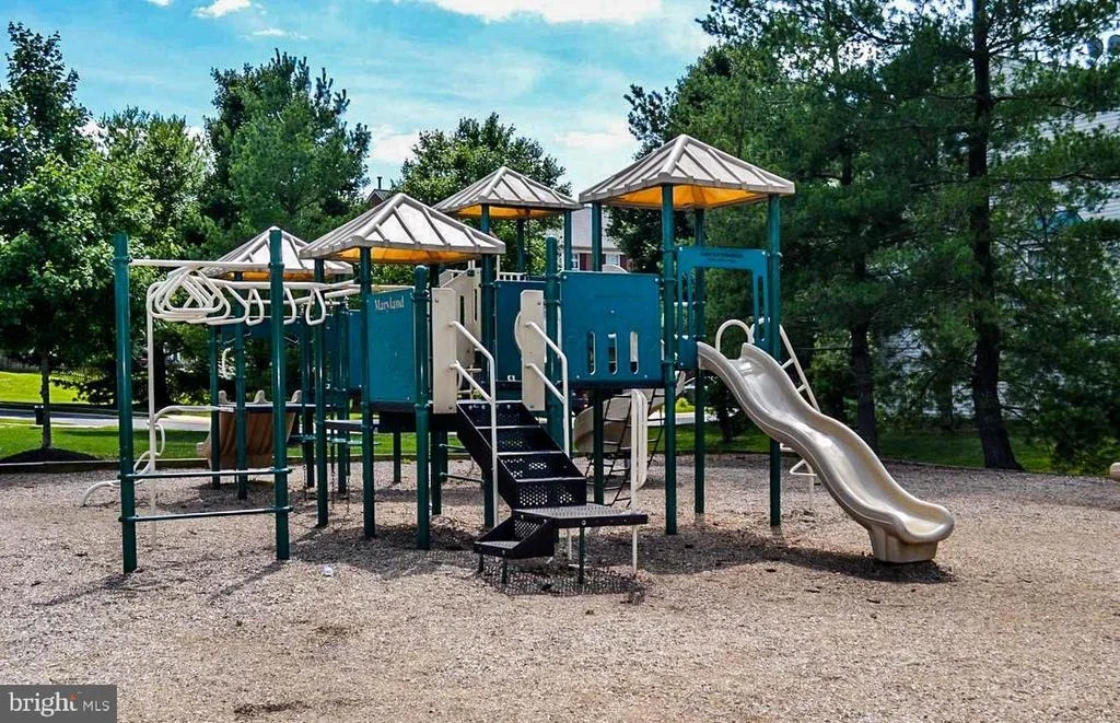 Photo of 13330 DEERBROOK DRIVE
