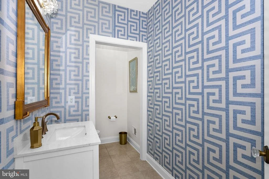 Photo of 15064 BARLOW DRIVE
