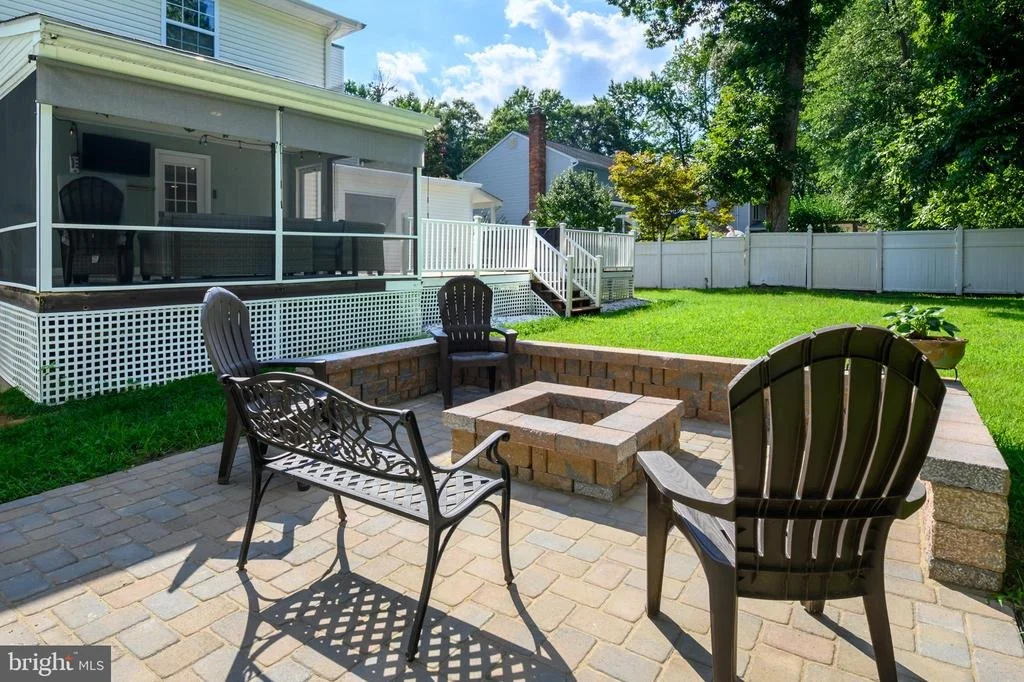Photo of 1007 HARBOR DRIVE