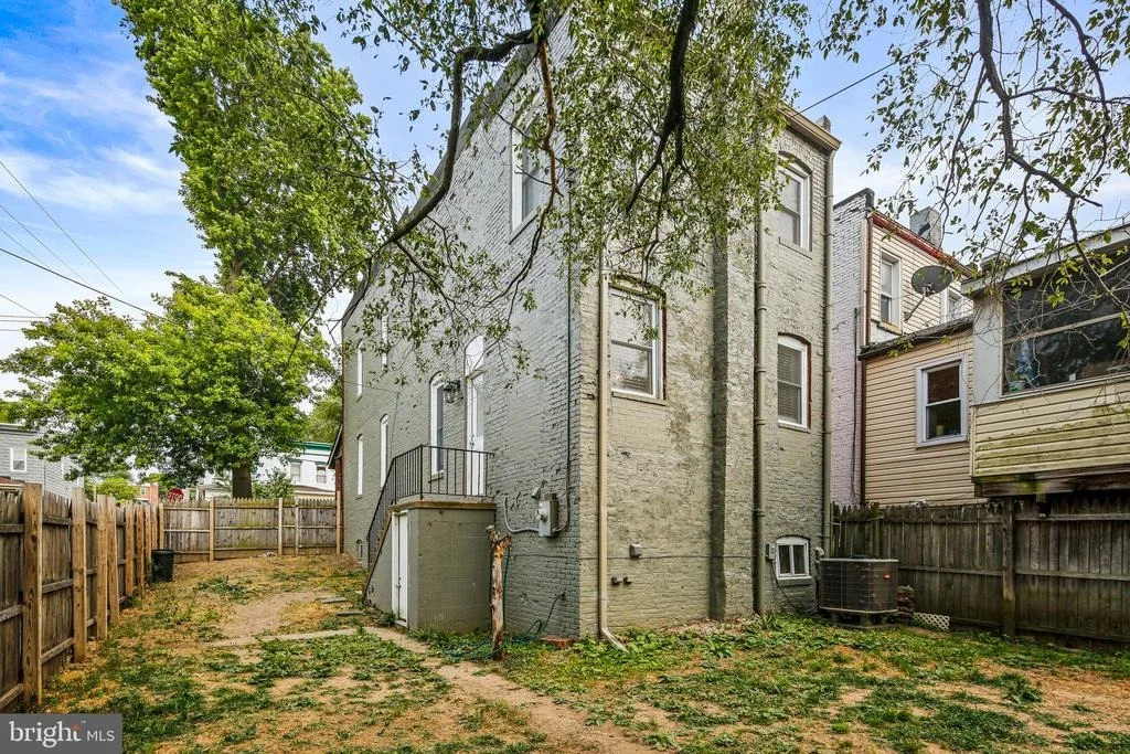 Photo of 3714 2ND STREET