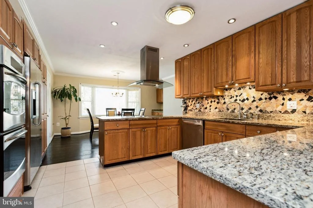 Photo of 10801 MIDSUMMER DRIVE
