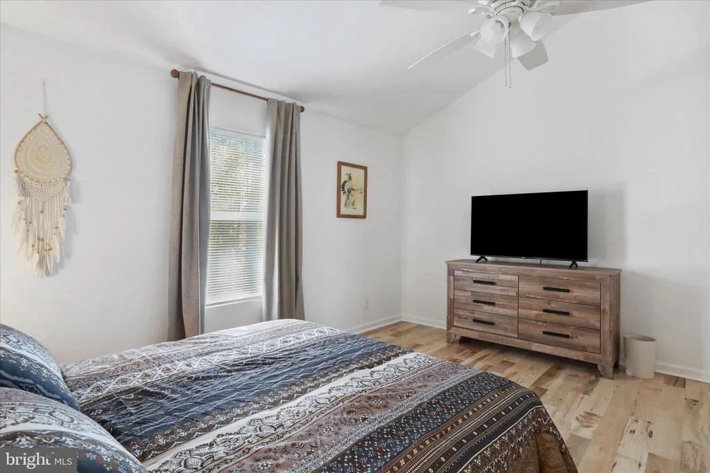Photo of 598 CRAB APPLE ROAD