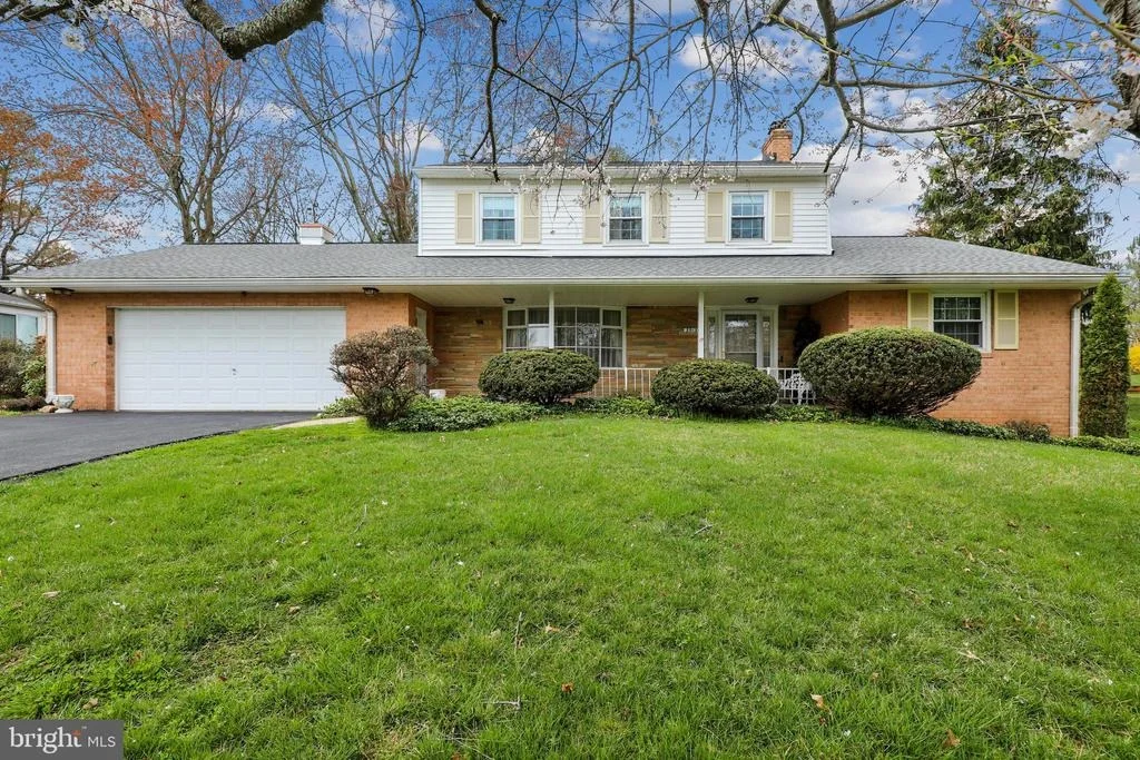 Photo of 3913 QUEEN MARY DRIVE