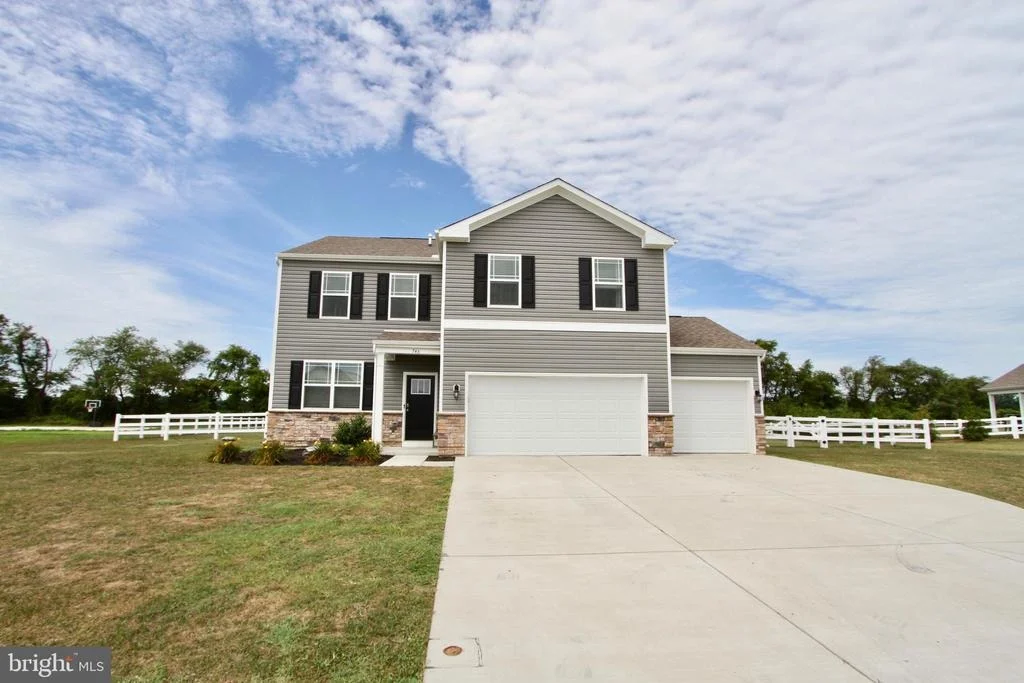 Photo of 746 SEABREEZE RD