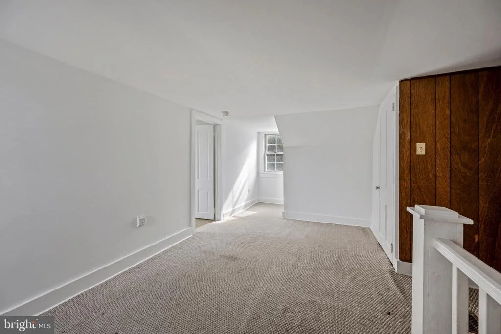 Photo of 305 WALNUT STREET