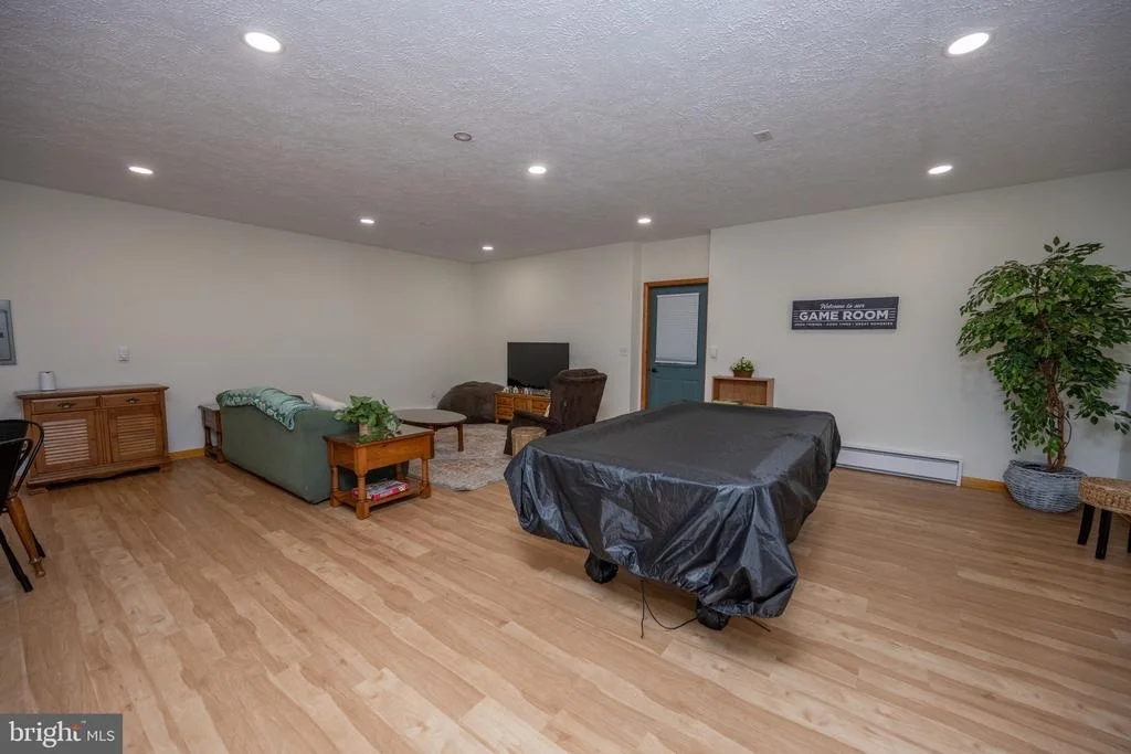 Photo of 526 GLEANINGS DRIVE