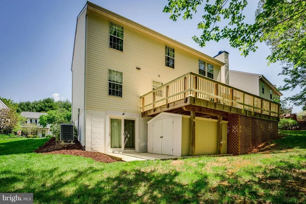 Photo of 9549 RED APPLE LANE