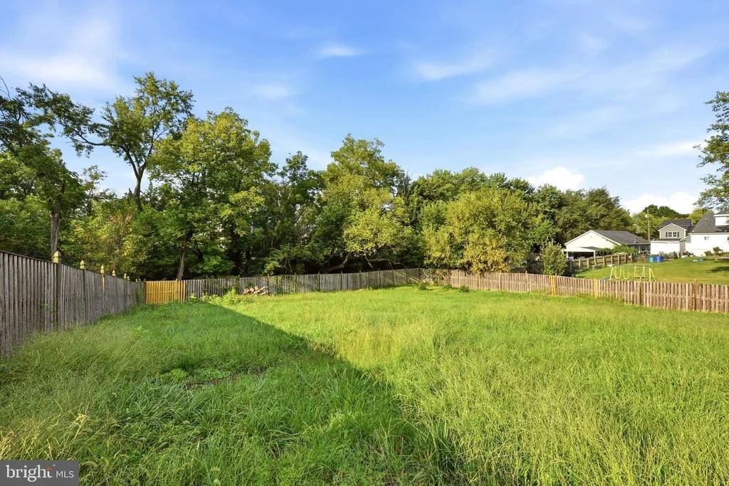 Photo of 124 DINKLE DRIVE