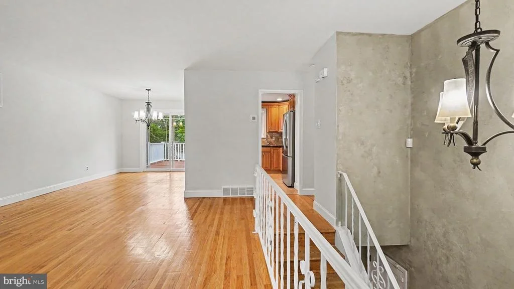 Photo of 314 COLONIAL DRIVE
