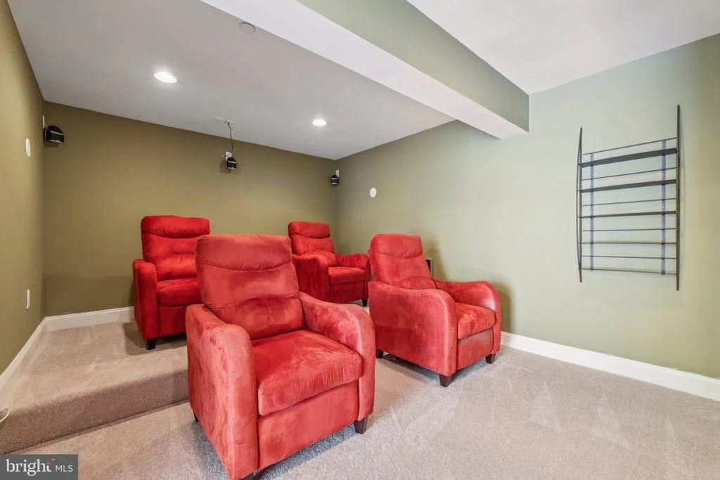 Photo of 1702 FIELDBROOK LANE