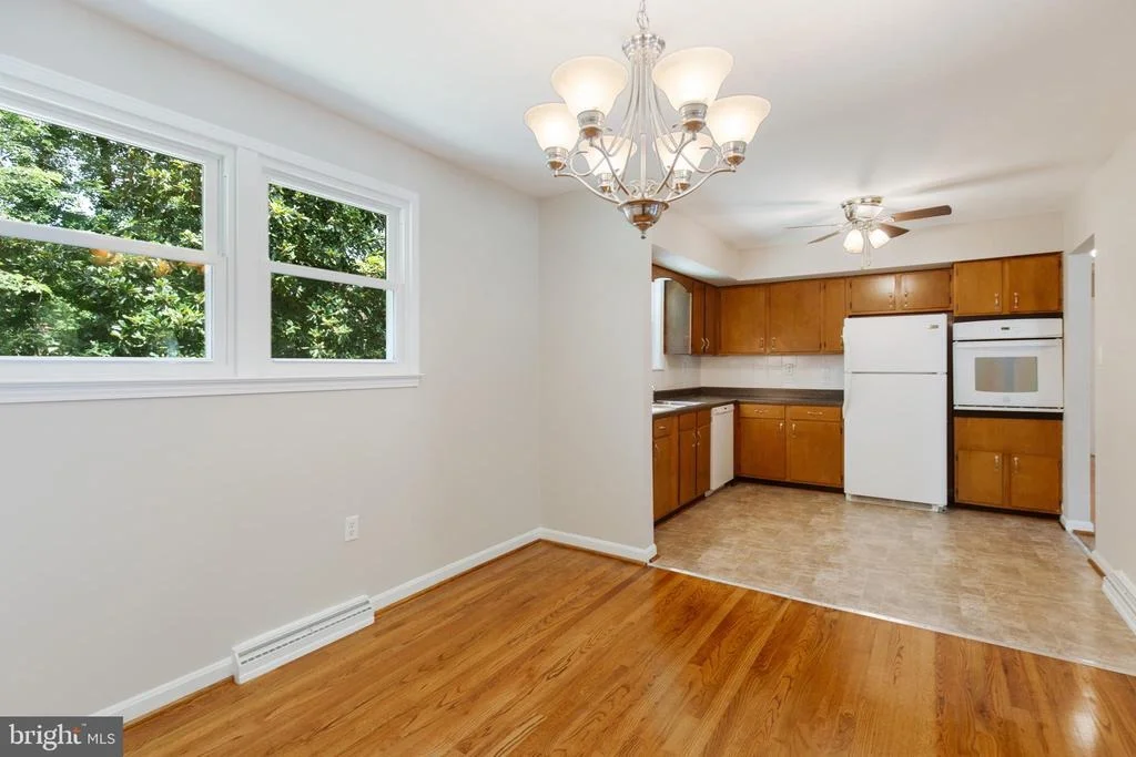 Photo of 12403 LYTTON AVENUE