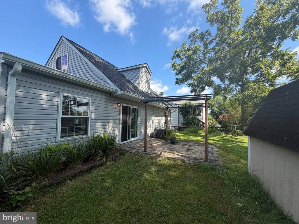 Photo of 7905 CHALICE ROAD