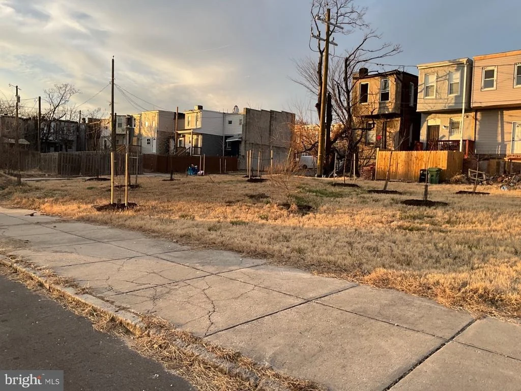 Photo of 1630 LANSING AVENUE
