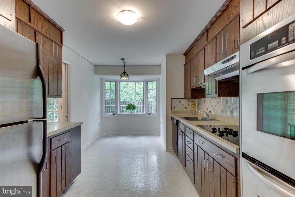 Photo of 7007 BRIGHT AVENUE