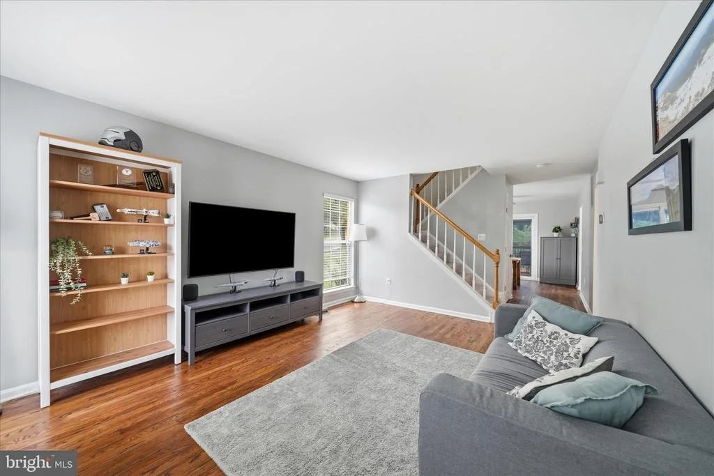 Photo of 7927 CITADEL DRIVE