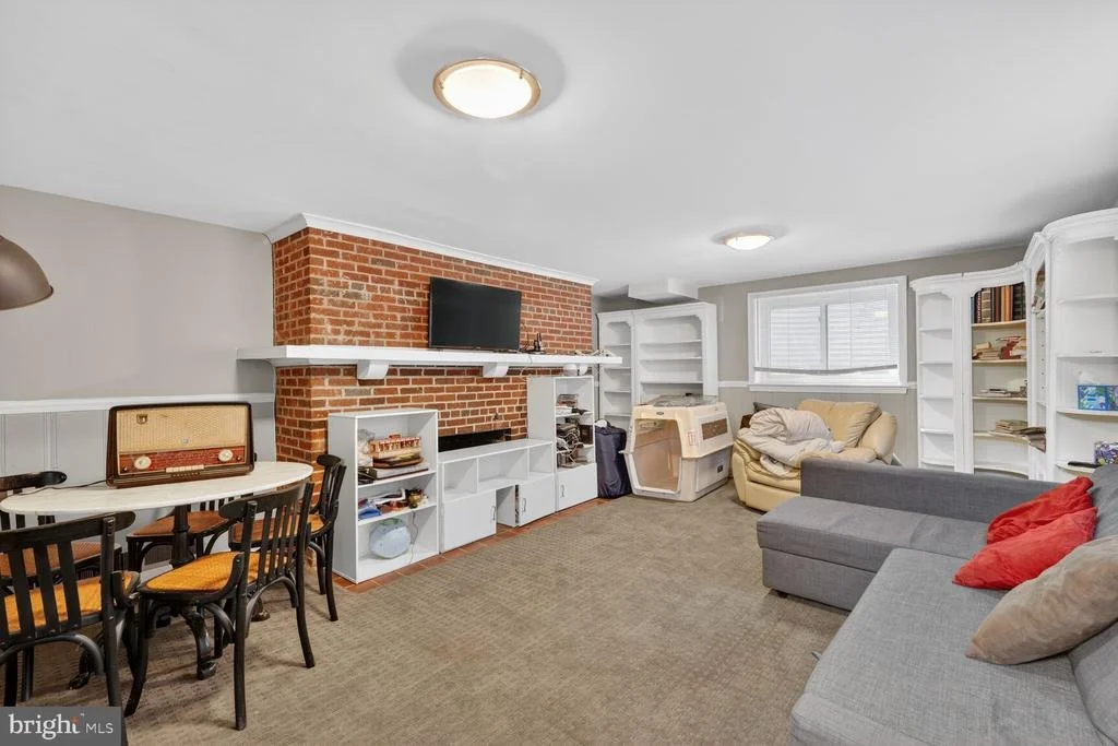 Photo of 7215 ROLLINGWOOD DRIVE