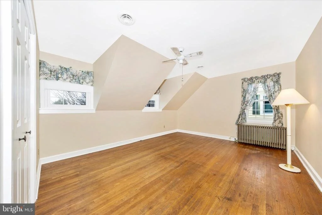 Photo of 9 E 13TH STREET