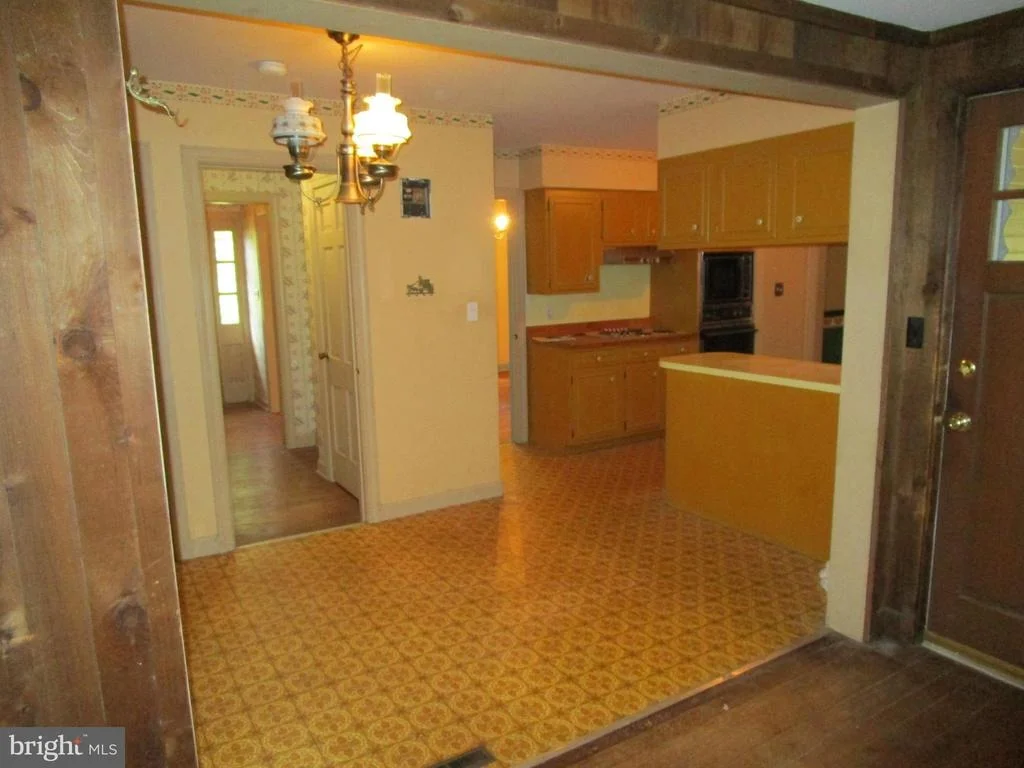 Photo of 40 W FAIRWAY CIRCLE