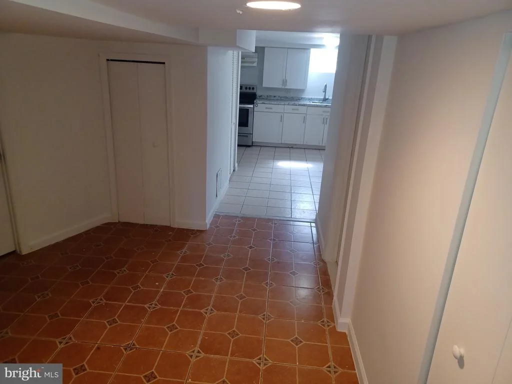 Photo of 9723 BRADDOCK ROAD