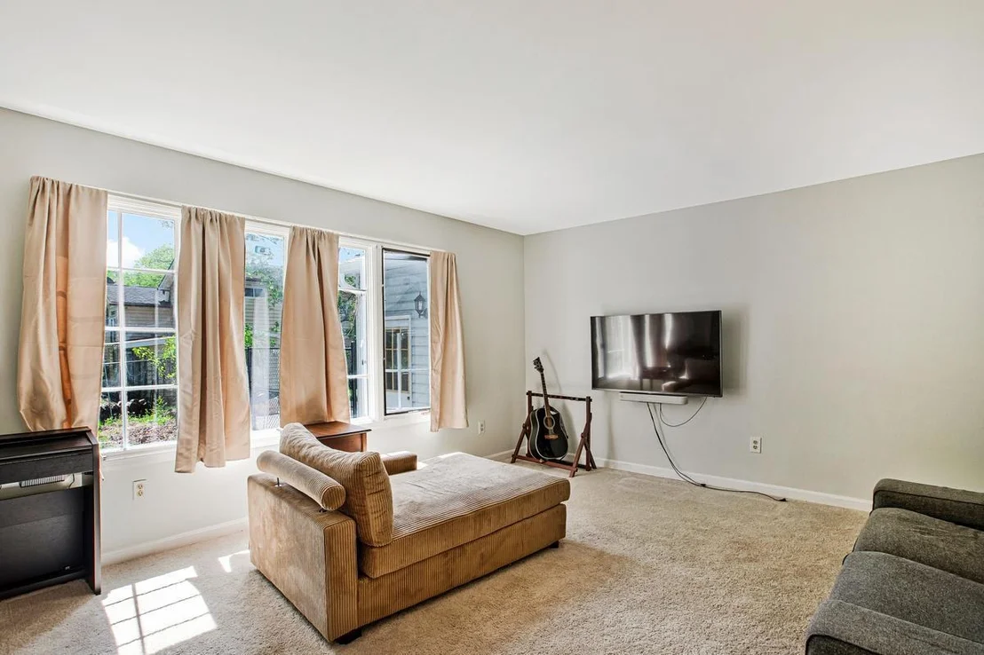 Photo of 16311 DAHL ROAD