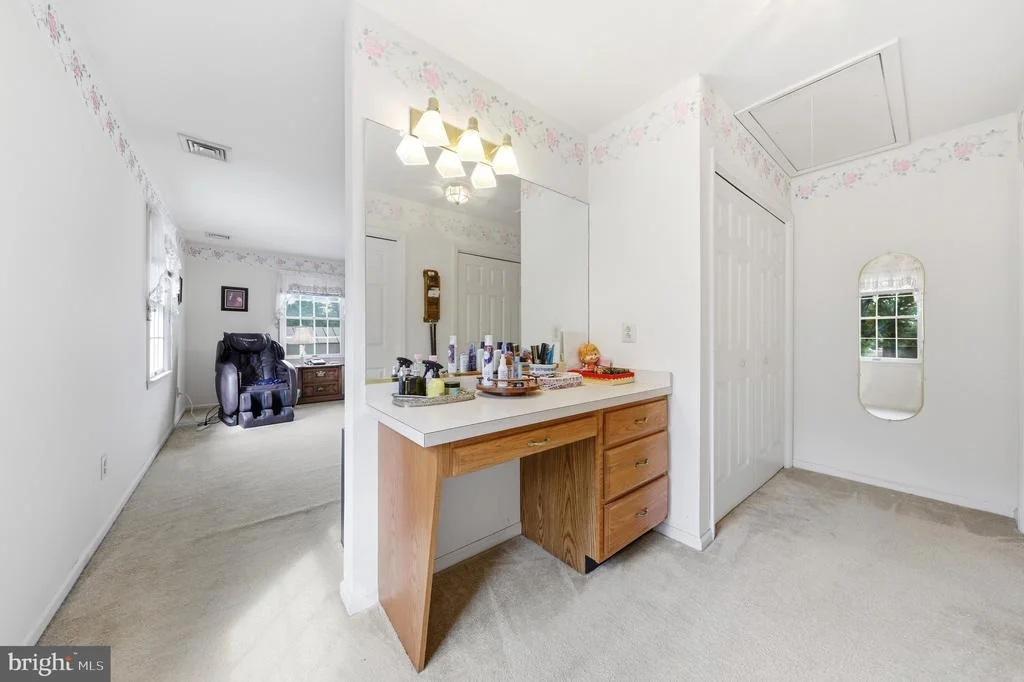 Photo of 1 MOSS VIEW LANE