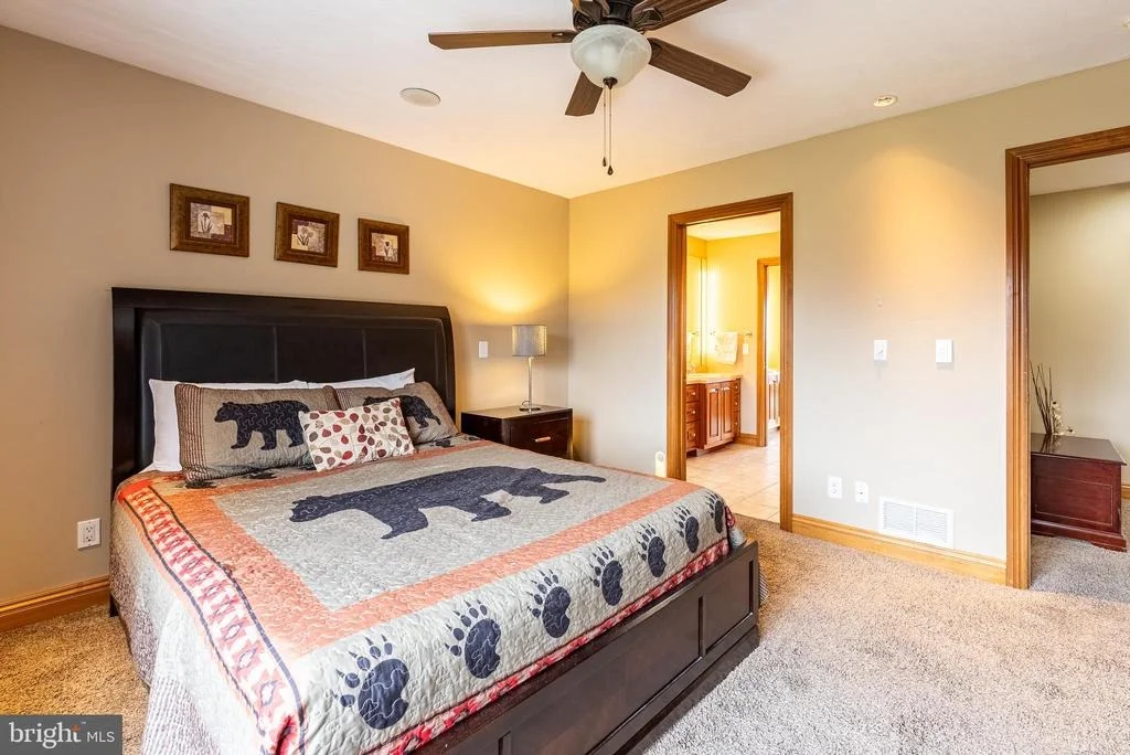 Photo of 1200 MOUNTAINVIEW DRIVE