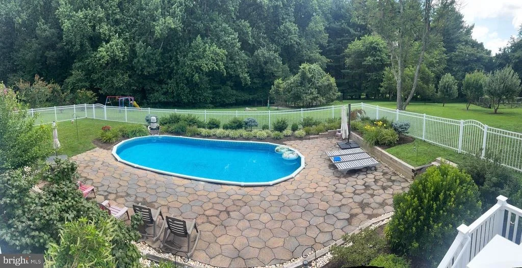 Photo of 2036 MAYFLOWER DRIVE