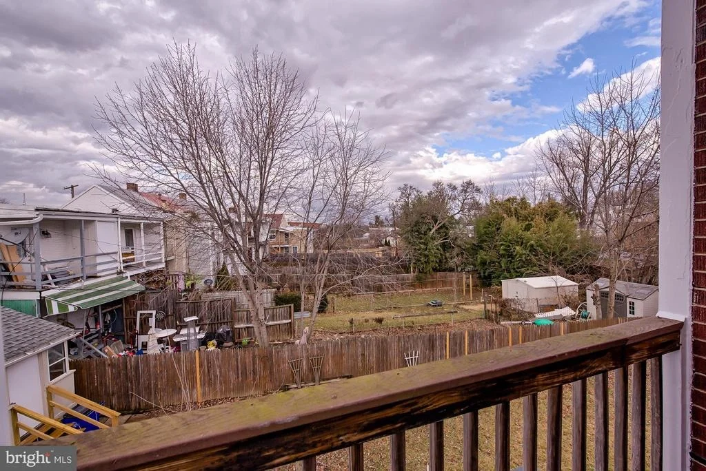 Photo of 5 7TH STREET E