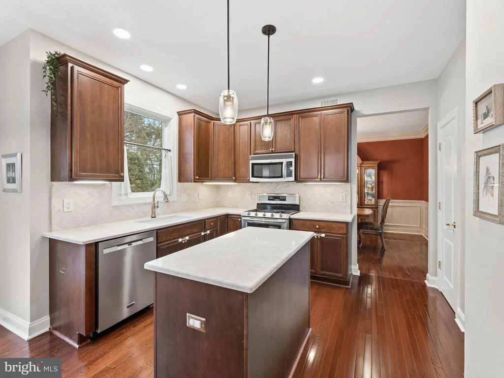 Photo of 616 BAINBRIDGE DRIVE