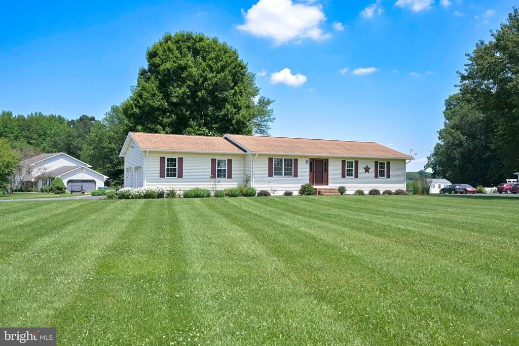 Photo of 508 LAKE DRIVE