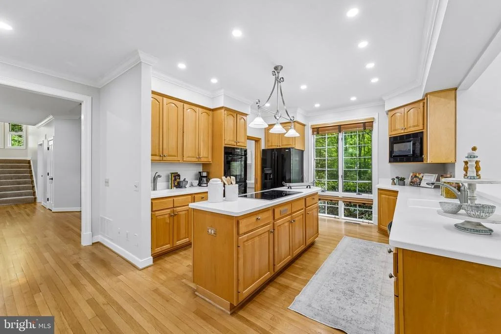 Photo of 13798 LAKESIDE DRIVE