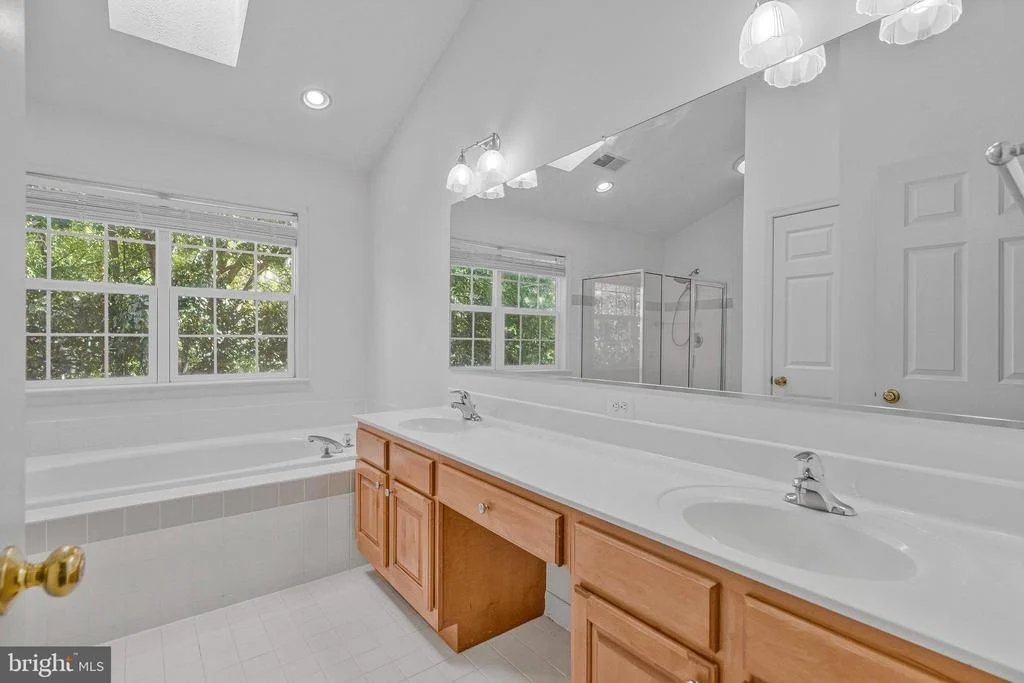 Photo of 4401 SHIRLEY GATE