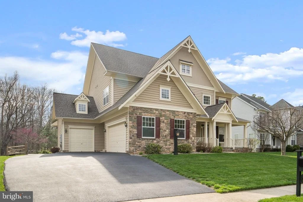 Photo of 4045 CRAY DRIVE