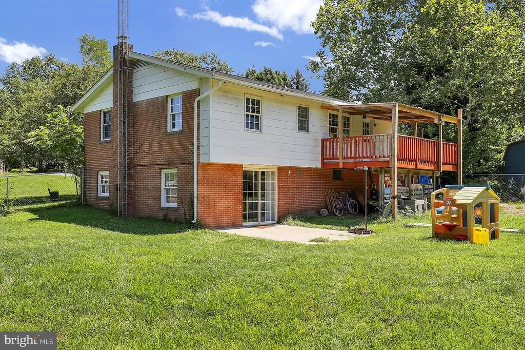 Photo of 6621 WILLIS LANE
