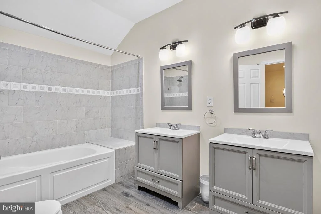Photo of 866 CHESTNUT TREE DRIVE