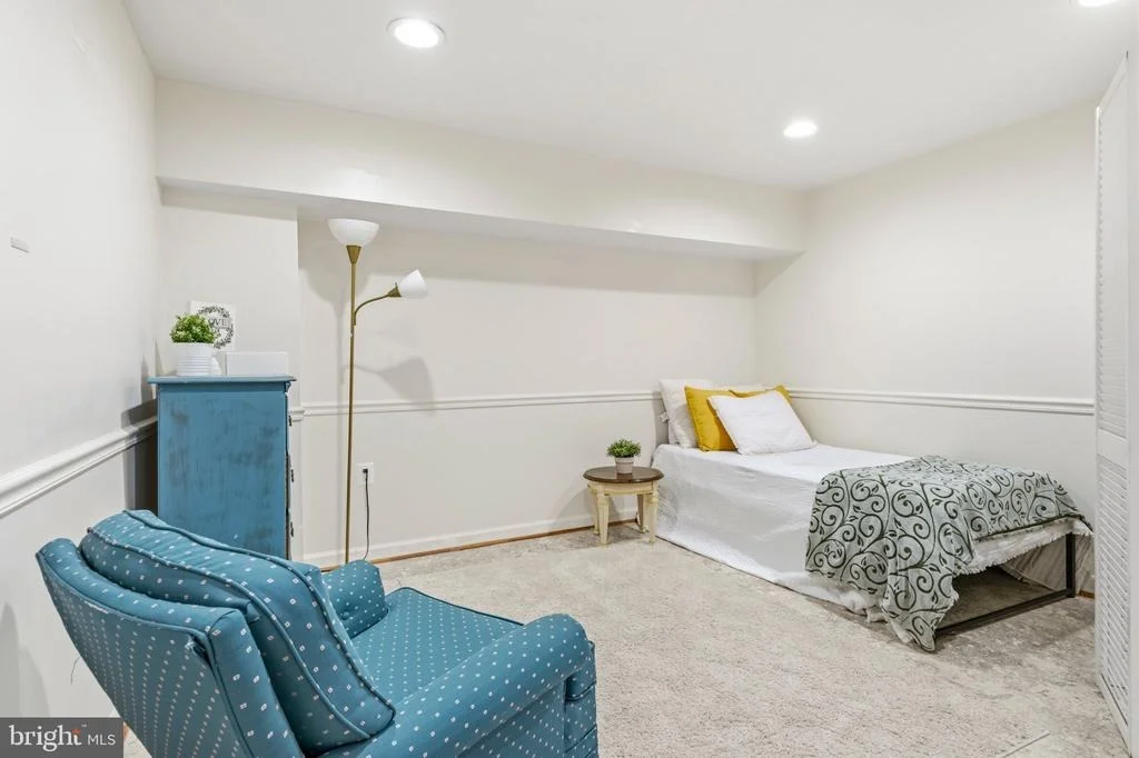 Photo of 7823 OVERBROOK DRIVE