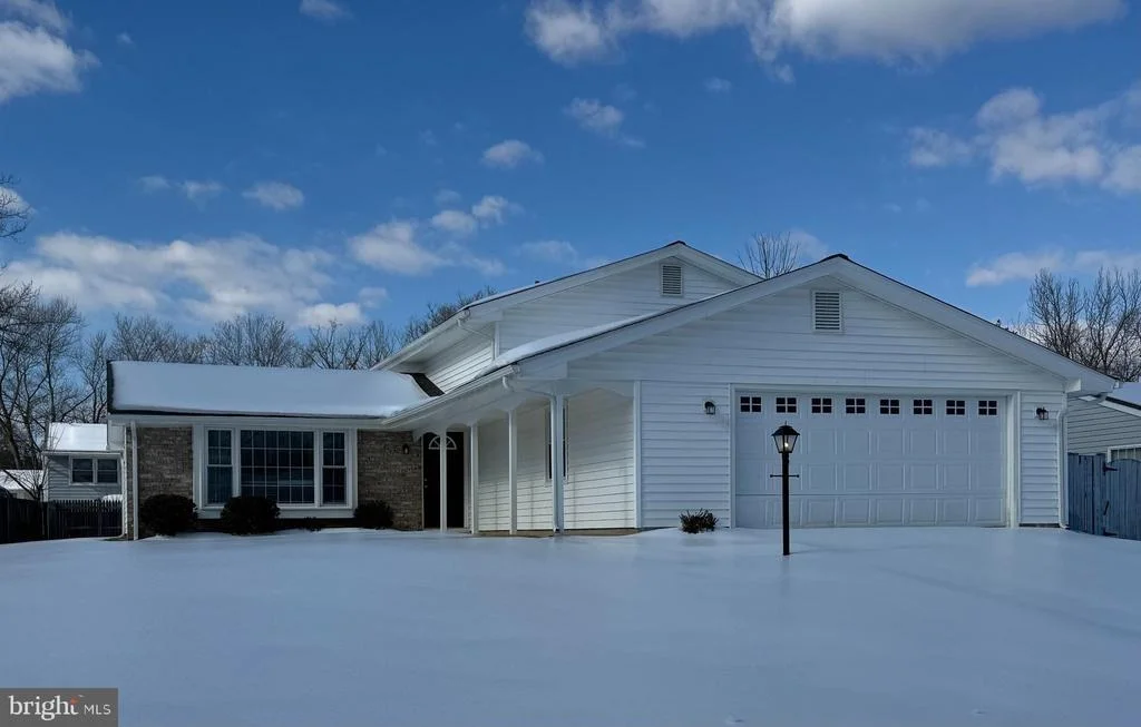 Photo of 1616 DEBRA DRIVE