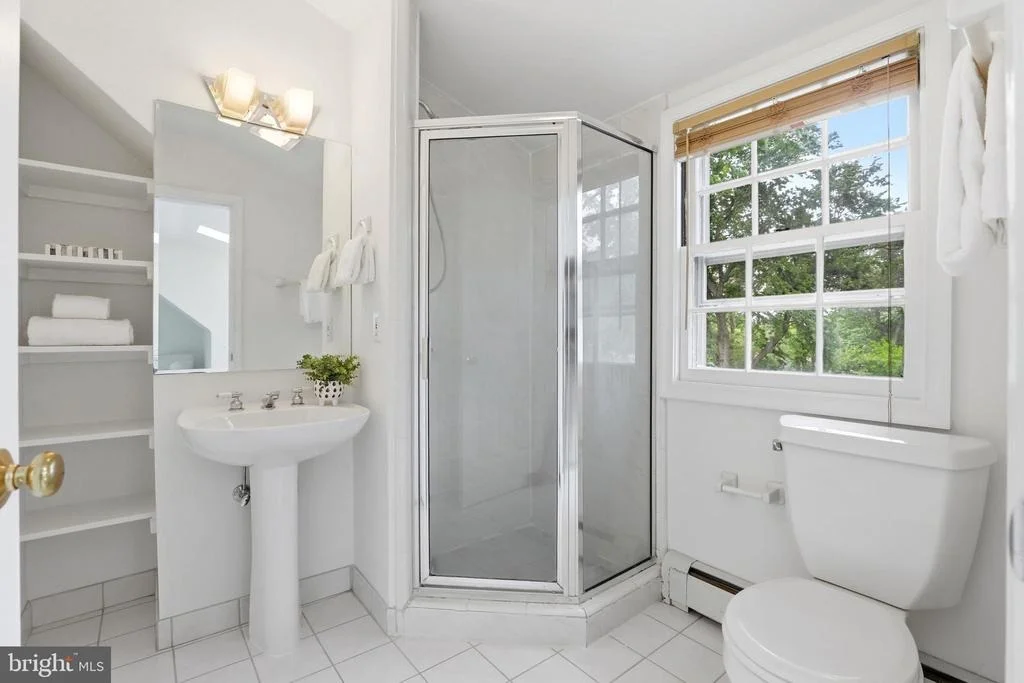 Photo of 411 LUDLOW ROAD