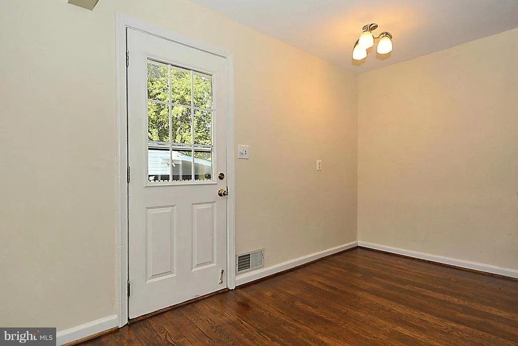 Photo of 1007 KERWIN ROAD