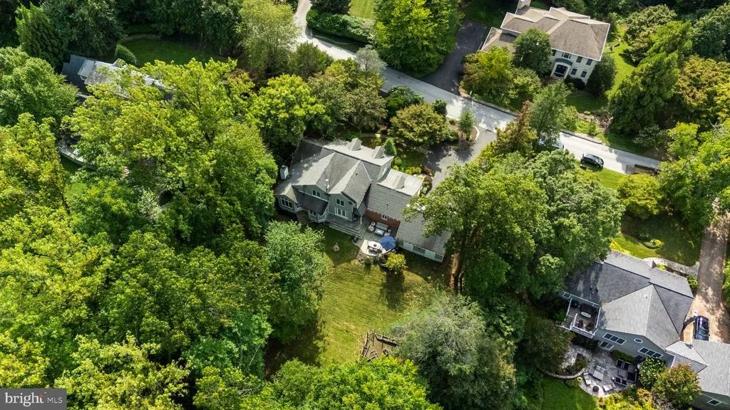 Photo of 6521 DARNALL ROAD